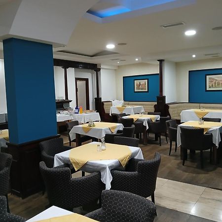 טרביניה Hotel Viv מראה חיצוני תמונה