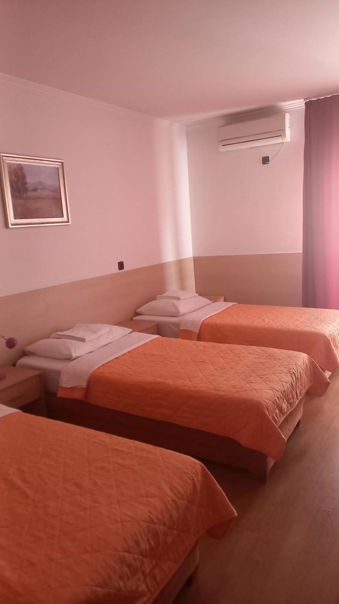 טרביניה Hotel Viv חדר תמונה