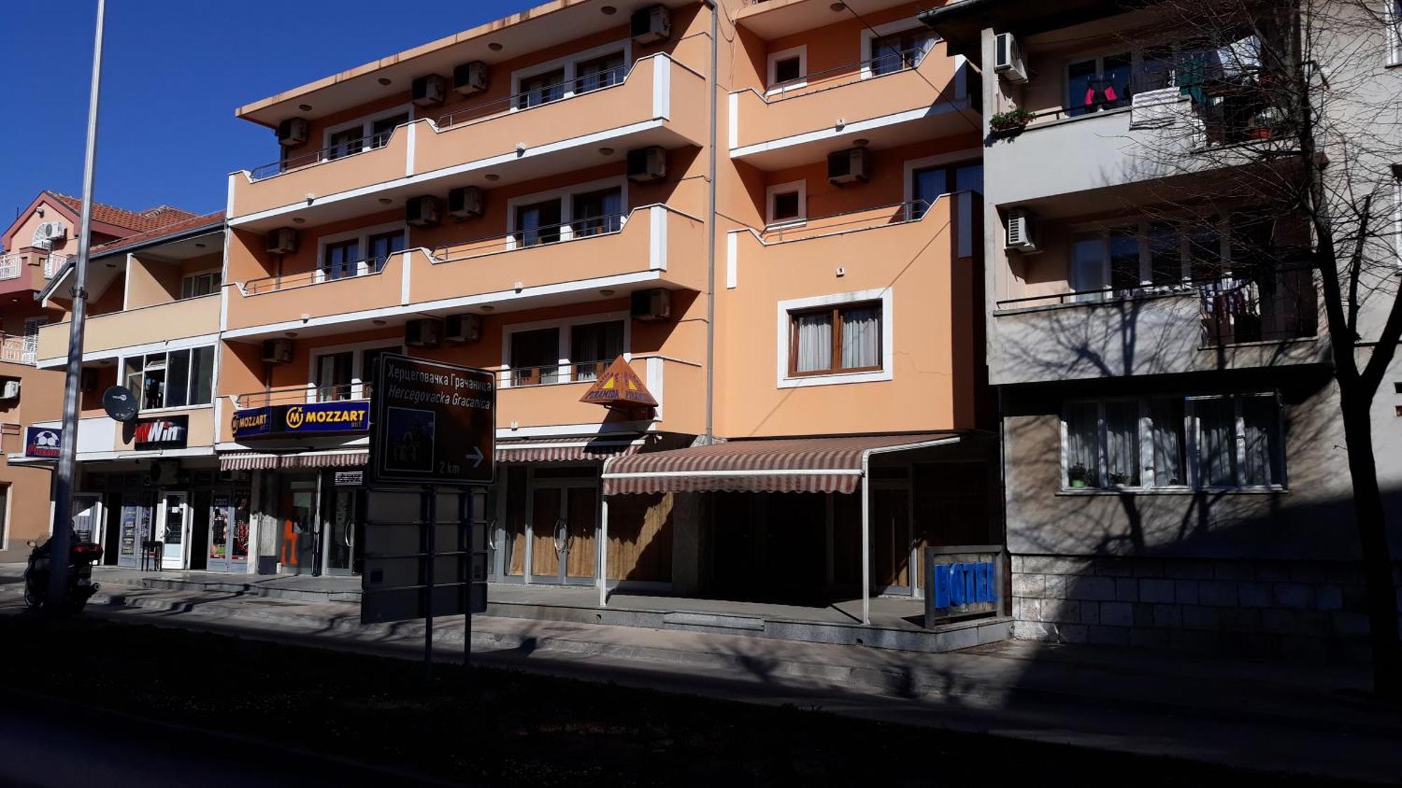 טרביניה Hotel Viv מראה חיצוני תמונה