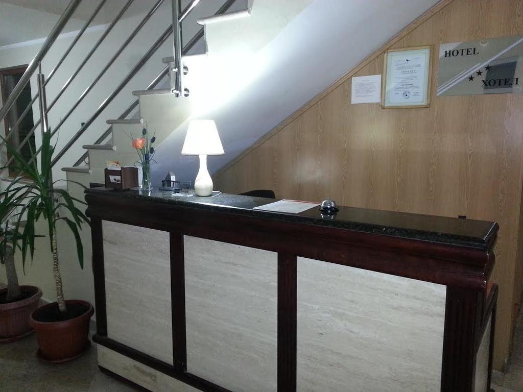 טרביניה Hotel Viv מראה חיצוני תמונה